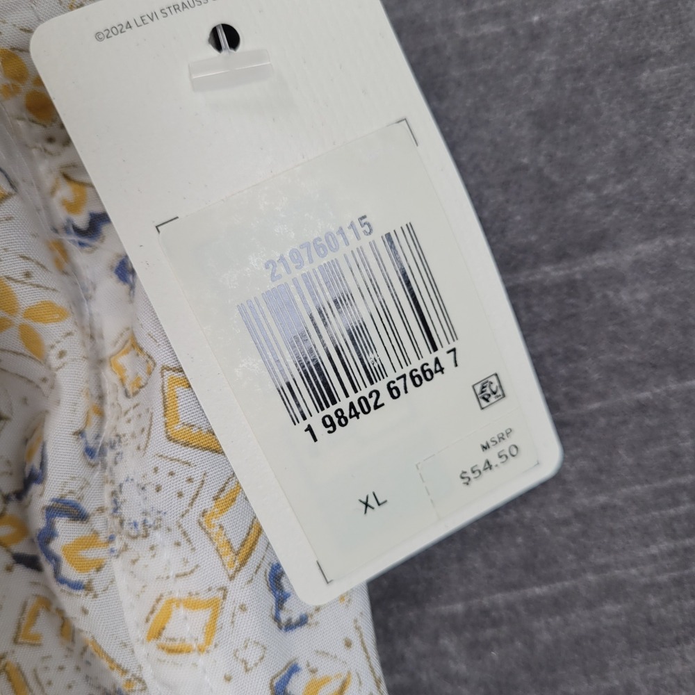 Levis Classic Camper Shirt Mens XL Relaxed Fit White Blue Yellow Geometric New - Picture 5 of 8